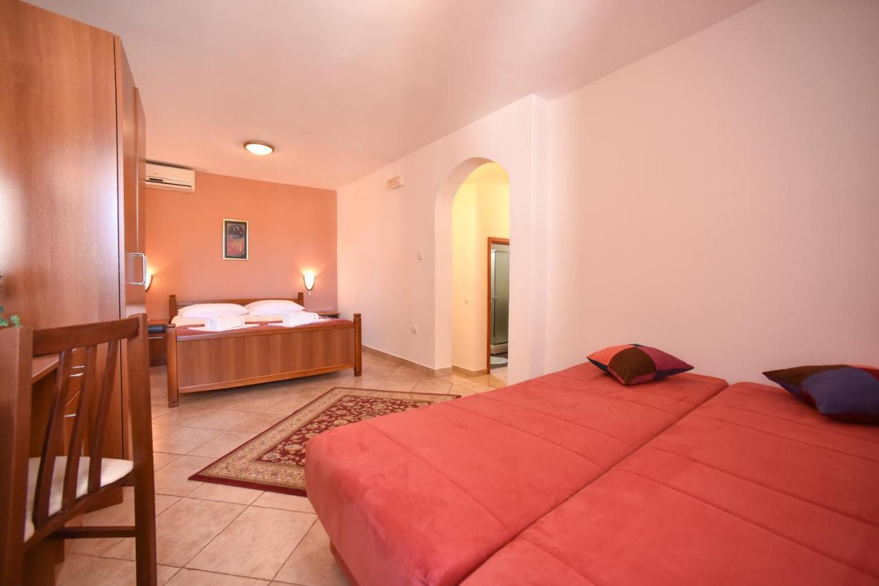 Apartmani Soljaga Petrovac Exterior photo
