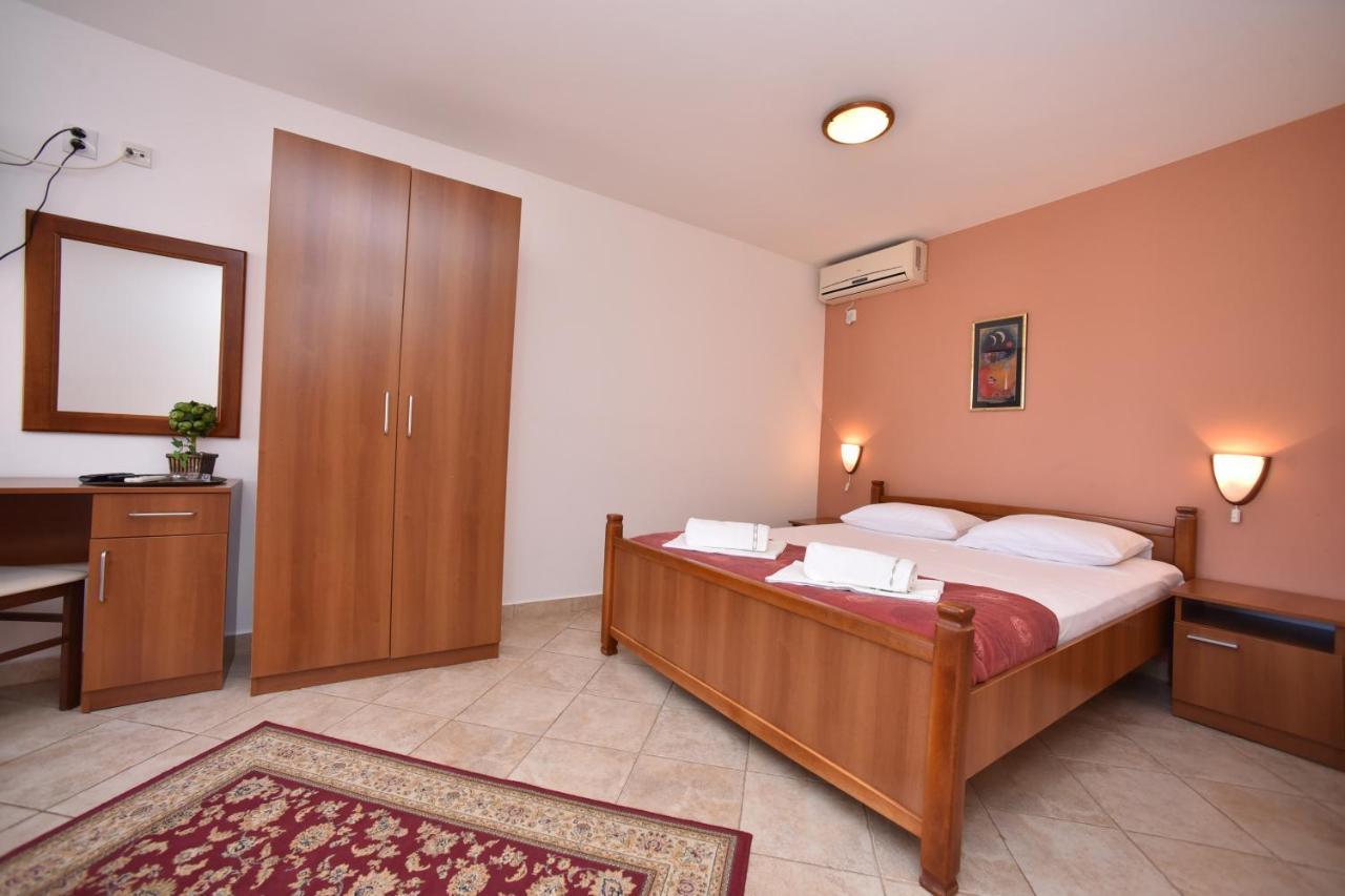 Apartmani Soljaga Petrovac Exterior photo