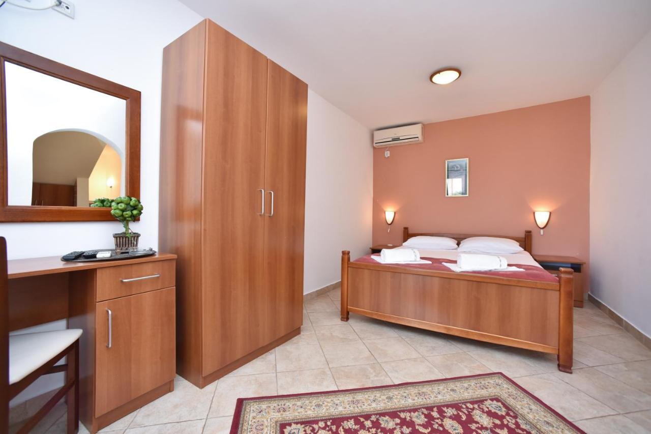 Apartmani Soljaga Petrovac Exterior photo