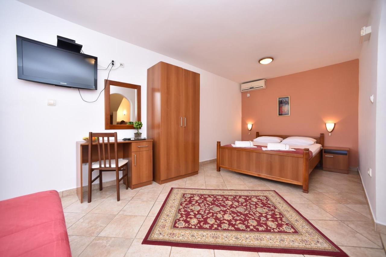 Apartmani Soljaga Petrovac Exterior photo